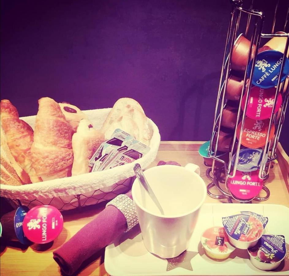 Liebeshotel Le Loveappart *